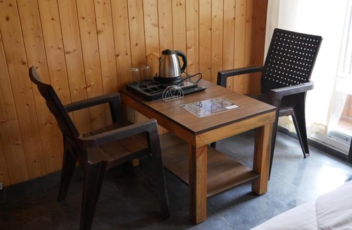 Library Road House | Hillside Heaven Homestay