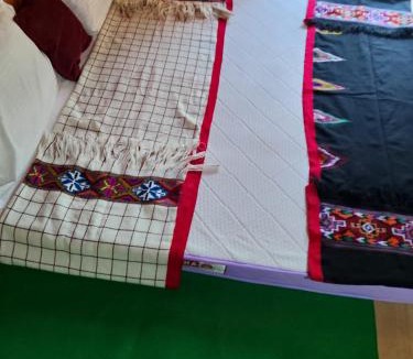Gushaini Apartment | Him cottage