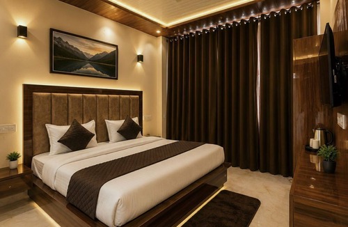 Tehri Hotel | Himalayan Haven