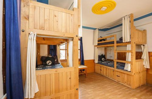 Old Manali Hostel | Hippie Panda