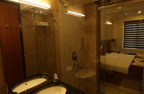 Tapovan Hotel | Holy River Hotel