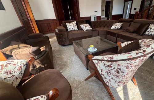 Srinagar House | Home away from home