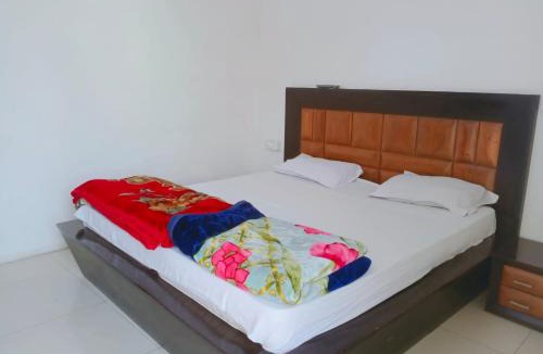 Kashmere Gate Hostel | Homestay Ac Dormitory