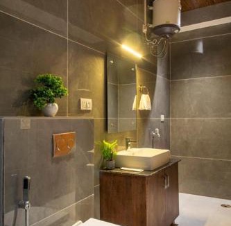 Dharampur Apartment | Host jatin Corner Cottage kasauli 7o1827o7o3