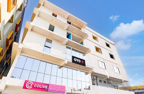 Electronics City Hotel | Hotel ∙ 3 guests