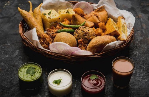 Gomti Nagar Hotel | Hotel ∙ 3 guests