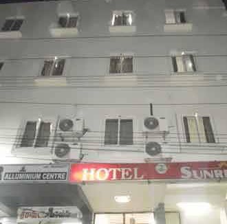 Vijayawada Hotel | Hotel ∙ 4 guests