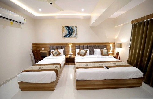 Andheri Hotel | Hotel ∙ 8 guests