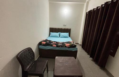 Rajgarhi Hotel | Hotel Aashvi palace and restaurant