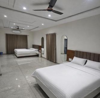 Shani Shingnapur Hotel | Hotel Abhishek Pride