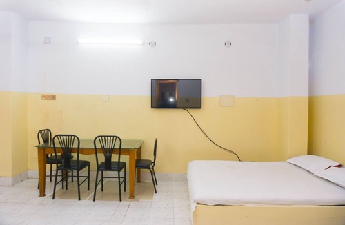 Dhaka Hotel | Hotel Al Sarwar - Family Suit Room