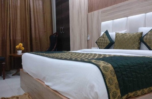 Mahipalpur Extension Hotel | Hotel Aman