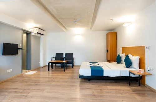 Jogeshwari West Hotel | Hotel Arma Town House