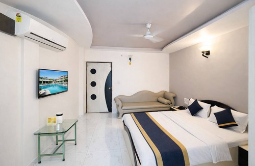 Mount Abu Hotel | HOTEL ASHOKA (Nakki lake - 450 metres)