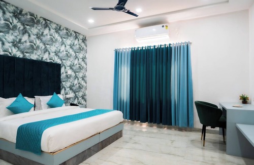 Bikaner Hotel | HOTEL AURA BIKANER