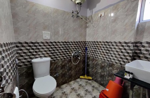 Chachian Bed & Breakfast | Hotel Bagora Heights
