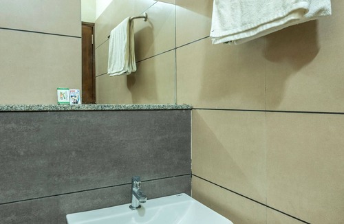 Nileswaram Hotel | Hotel Beverly Residency