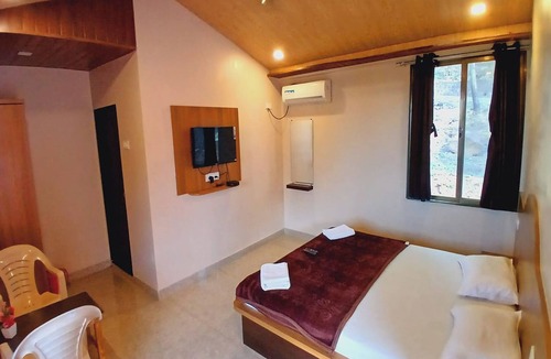 Mahabaleshwar Hotel | Hotel Blue Heaven