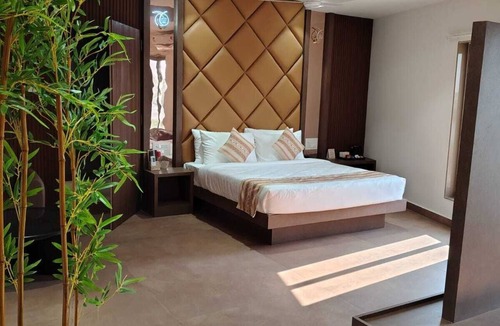 Mundra Hotel | Hotel Camel managed by CLAY