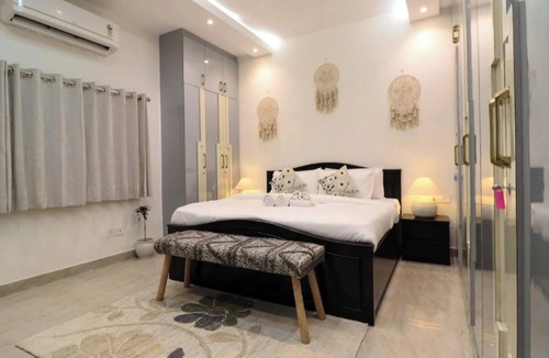 Sainik Farm Hotel | Hotel Casa Blanca 441