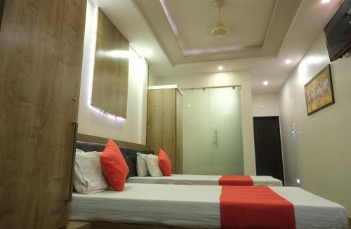 Mundra Hotel | HOTEL CENTRE POINT