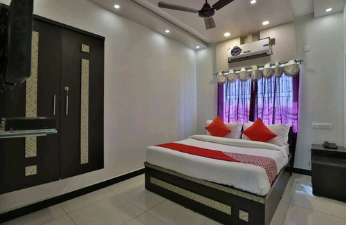 Mundra Hotel | Hotel Centre Point