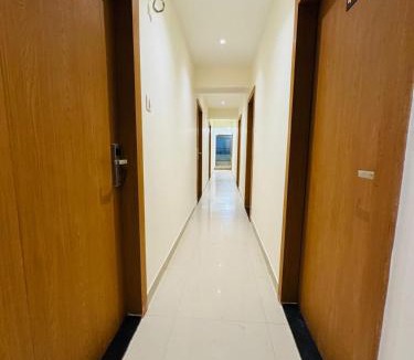 Chembur East Hotel | Hotel Cliff Garden