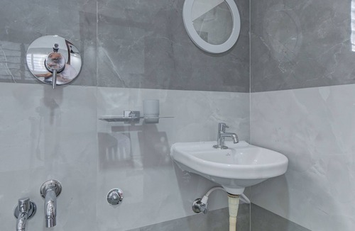 Mysore Hotel | Hotel Cloud 9 Luxury stay - Mysore