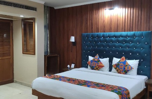 Nehru Place Hotel | HOTEL CONCLAVE EXECUTIVE