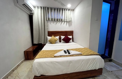 Goregaon West Hotel | Hotel Delmond Prime