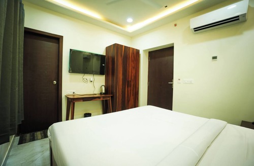 Sindhi Camp Hotel | HOTEL DIWAKAR NIWAS