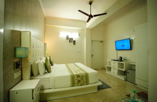 Kashipur Hotel | Hotel Drona Palace