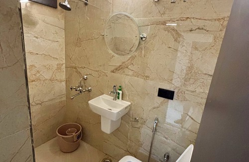 Sector II Hotel | Hotel Fivetel