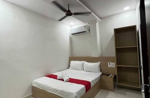 Kota Hotel | Hotel Ghoonghat