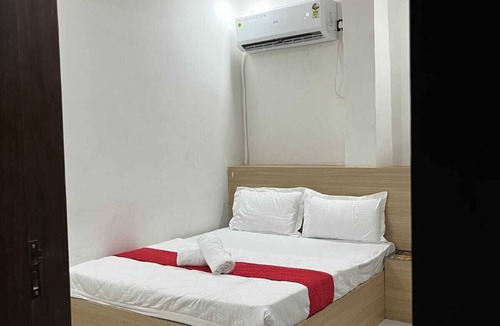 Kota Hotel | Hotel Ghoonghat