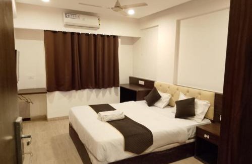 Pune Hotel | Hotel Ginger Gold