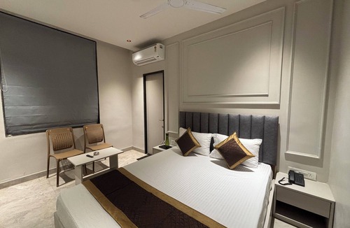 Abu Road Hotel | Hotel Golden Hills