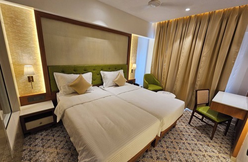 Thane West Hotel | Hotel Golden Nest - Thane