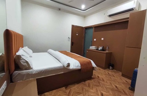 Gokul Hotel | Hotel grand Lucent