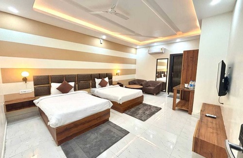 Sonepat Hotel | Hotel Green Plaza