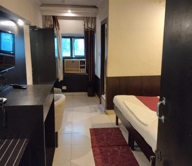 Gorakhpur Hotel | Hotel Gupta AND SIP N DIP BAR AND RESTAURANT