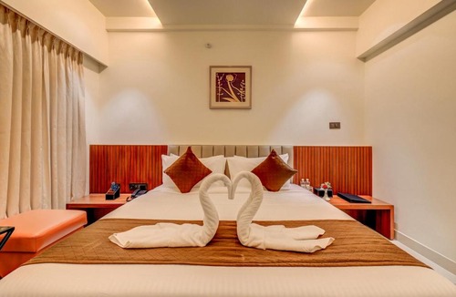 Lakshmipuram Hotel | Hotel Hari Govindas Mysore - Explore the Heart of Mysore