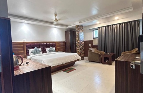 Deoghar Hotel | HOTEL HB INTERNATIONAL (Formerly Hotel Rajkamal)