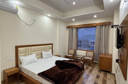 Mohal Hotel | Hotel Himalayan Park