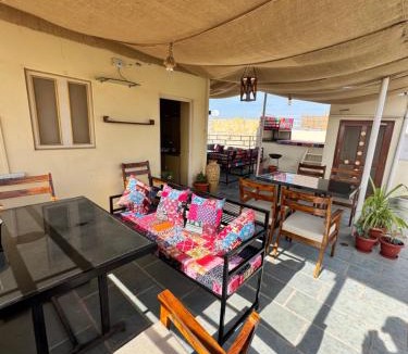 Amar Sagar Pol Hotel | Hotel Himmat Niwas
