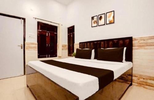 Gorakhpur House | Hotel HP Palace