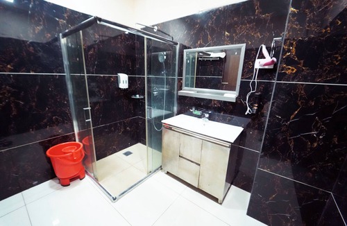 Sri Hargobindpur Hotel | HOTEL INDER PARADISE