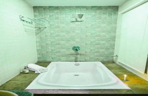 Mahabaleshwar Hotel | Hotel JV Garden