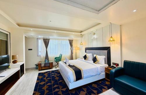 Danapur Hotel | Hotel Kama, Patna