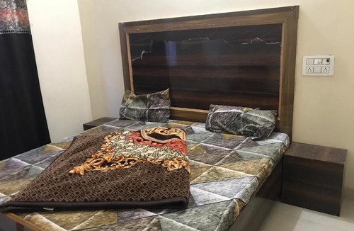 Haridwar Bed & Breakfast | Hotel Kanhaiya Inn